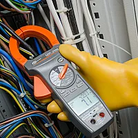 CMP-2000 Клещи электроизмерительные